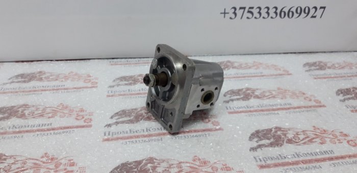 Фотография AZPF-11-011 Гидронасос шестеренный BOSCH REXROTH AZPF-11-011LCB20MB ( 0 510 520 309 / 0510520309 ) для New Holland 135, 140, 153, 1500, 1520, 1530, 1545 гидронасосы