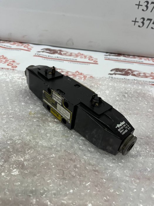 Картинка d1vw гидрораспределитель электромагнитный / гидроклапан распределительный / parker d1vw-1-c-jj-55 ev