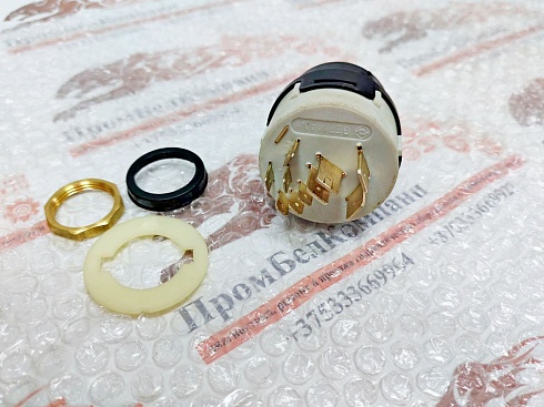 Замок зажигания Wacker Neuson 330272 / 50988 (6JB003959-001) для Wacker Neuson, B 3CX, 4СХ, New Holland NH, Fiat Kobelco, Fiat-Hitachi, Case, Gluehstartschalter, Deutz