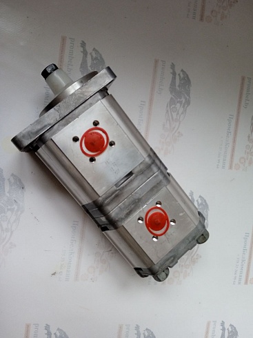 Гидронасос шестеренный 2-ух секционный Sauer Danfoss 211.20.257.00 SNW2NN/017 + 111.20.076.00 SNP2NN/6