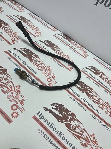 Индуктивный датчик PNP 10-30 VDC