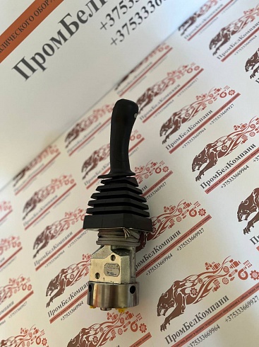 Клапан управления (Джойстик) HC-RCX, код 59088 (HPCJ3G21ESS0423001 по каталогу "Bondioli&Pavesi") для Амкодор 211