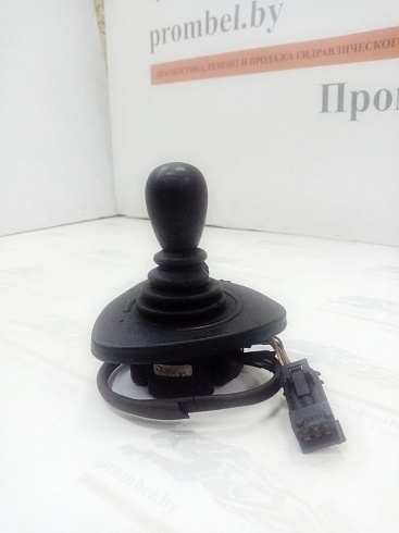 Изображение запчастей: Джойстик (блок управления) Linde 7919040001 для погрузчиков LINDE 116/ 318/ 335/ 336/ 346/ 359/ 386/ 391/ 392/ 393/394/ 396